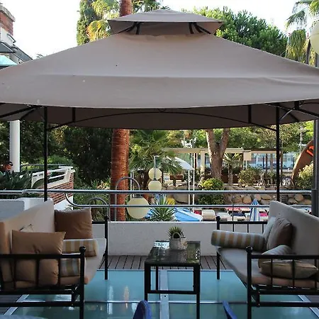 Indalo Park 4*
