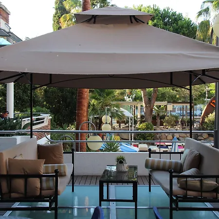 Indalo Park Hotell Santa Susanna