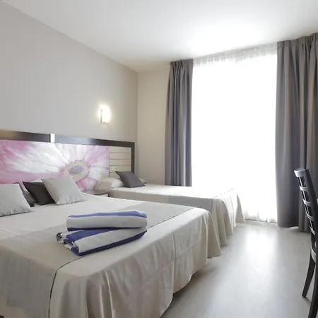 Indalo Park Hotel 4*