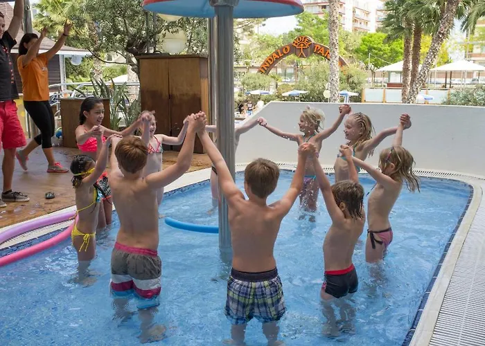 Indalo Park Hotell Santa Susanna